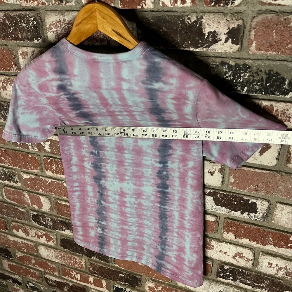 Kids Volcom Tie-Dye Short Sleeve Shirt, Pink & Blue Striped lines, single stitch - Picture 6 of 6